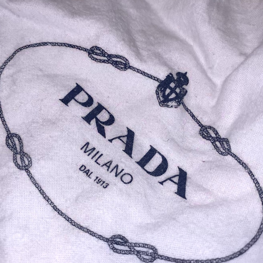 PRADA Milano 💌💋